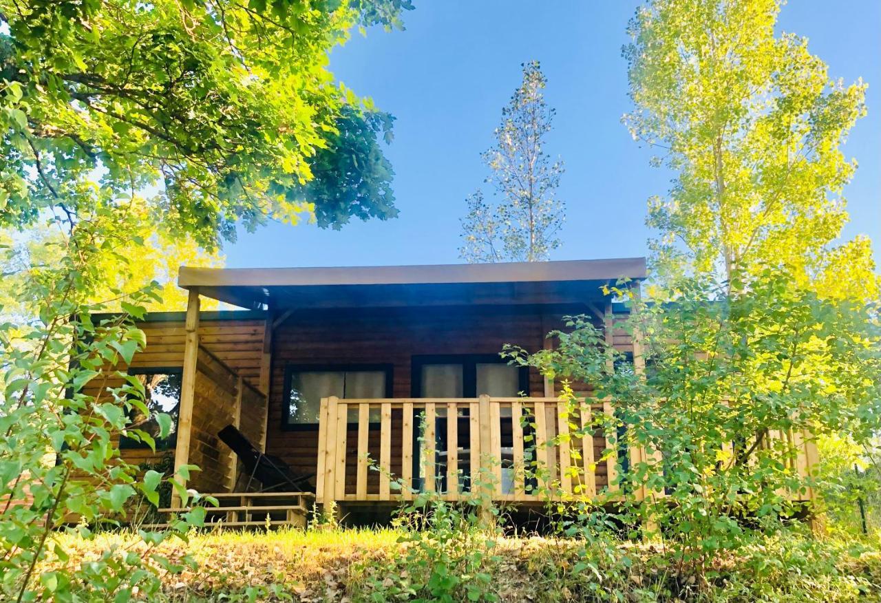Hotel Les Chapelains Saillans  Zewnętrze zdjęcie